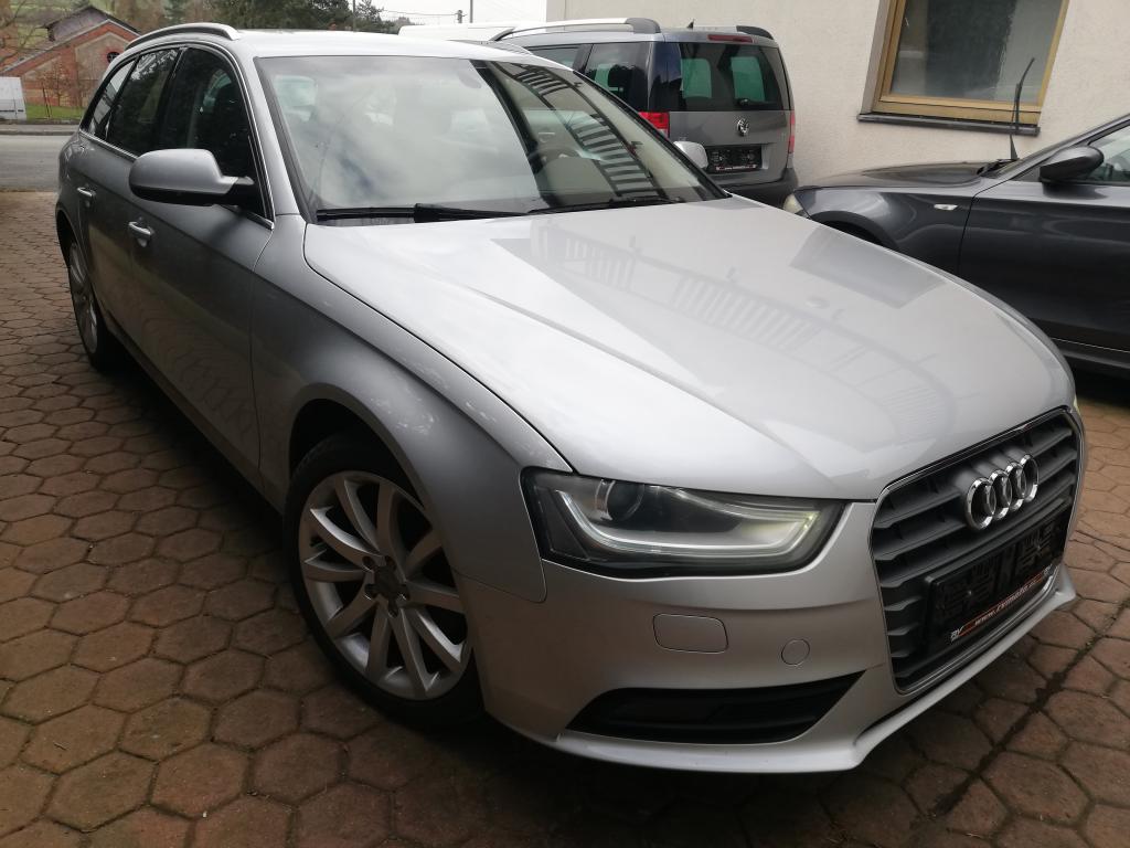 AUDI-A4 AVANT 2,0TDI +DPH /REZERVACE